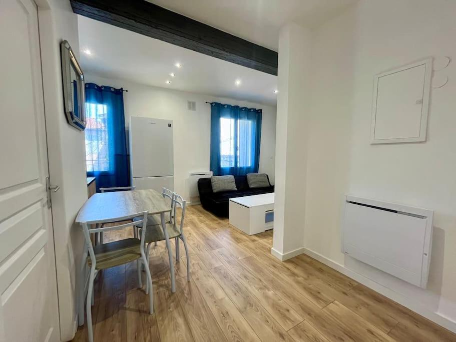 T2 Renove A 15 Min De Lyon Apartment Pierre-Bénite Екстериор снимка