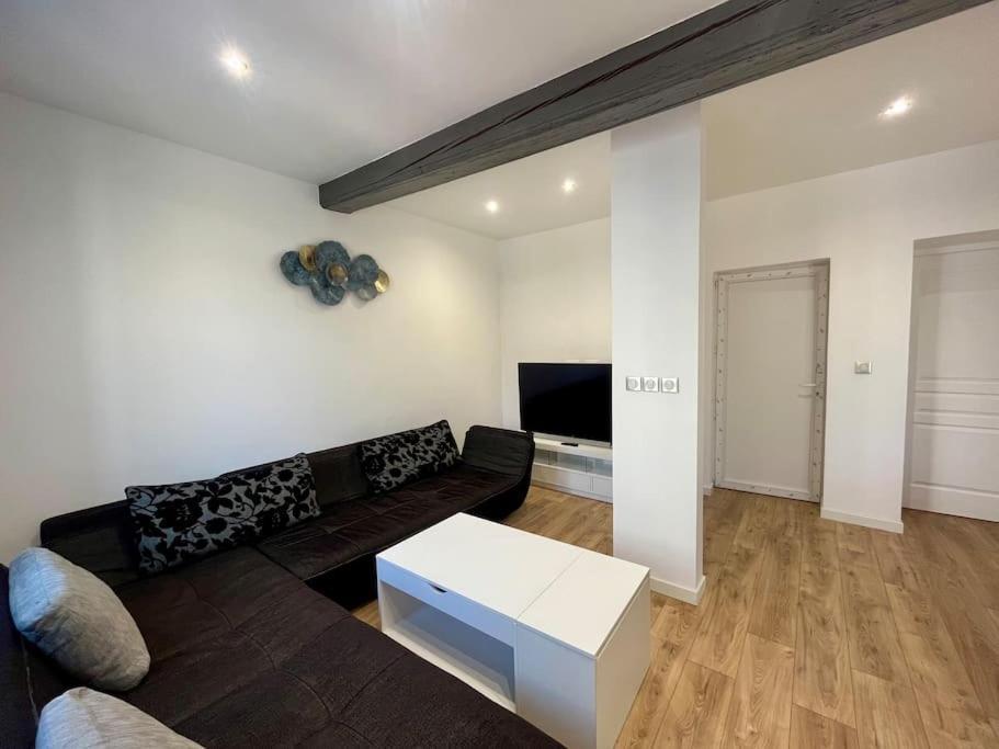 T2 Renove A 15 Min De Lyon Apartment Pierre-Bénite Екстериор снимка
